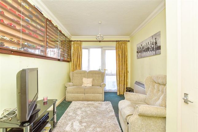 1 bed flat