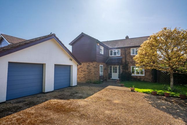 Mills Lane, Longstanton, CB24 5 bed detached house for sale