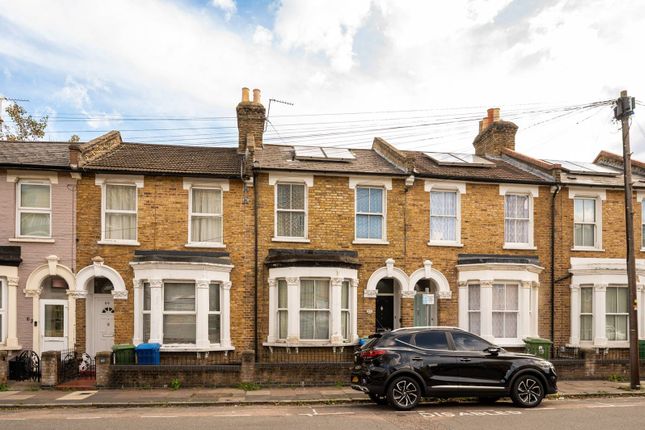 Furley Road, Peckham, London, SE15 3 bed terraced house for sale
