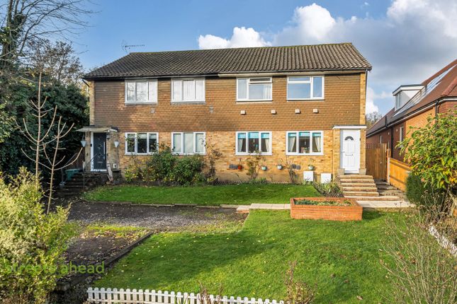 Brighton Road, Hooley, Coulsdon... 2 bed apartment for sale
