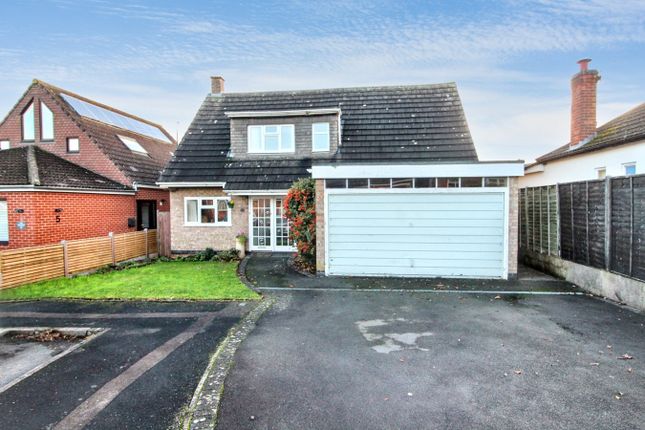 3 bed detached house