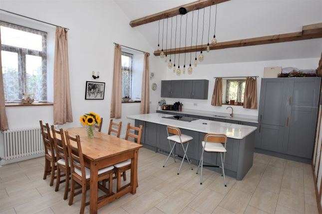 Holbeck Park Avenue... 3 bed barn conversion for sale