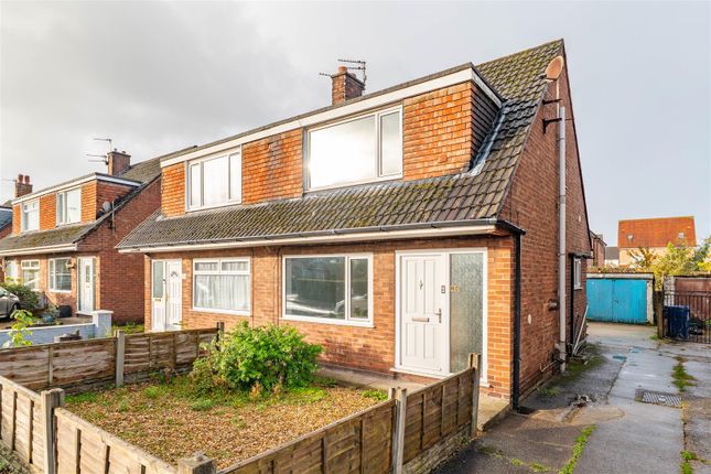 Stockdale Crescent, Bamber Bridge... 3 bed semi