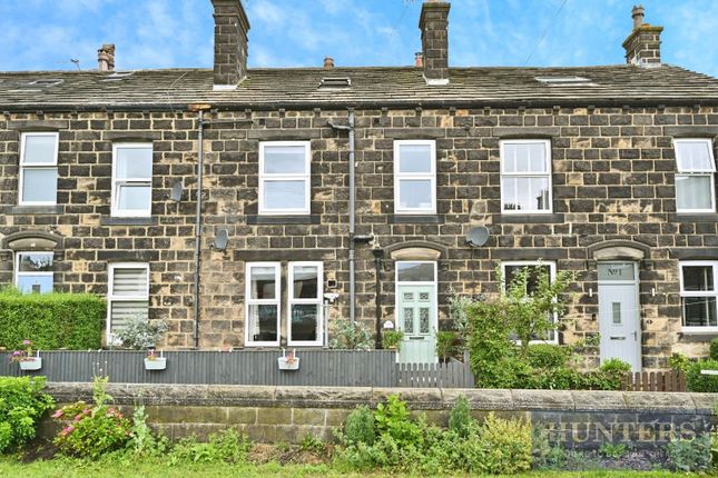 Quarry Mount, Yeadon, Leeds 3 bed terraced house for sale