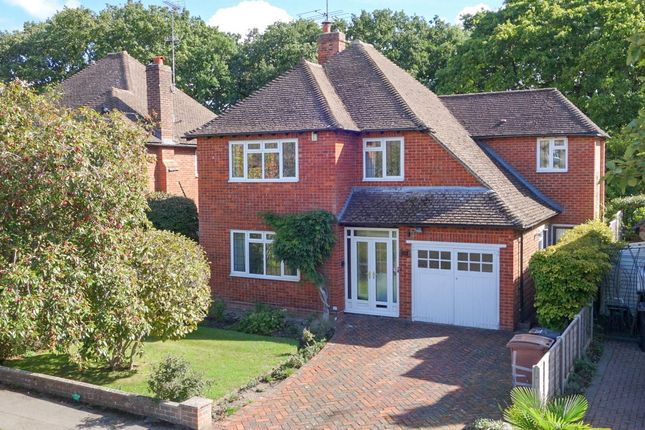 Priest Avenue, Wokingham RG40 4 bed detached house for sale