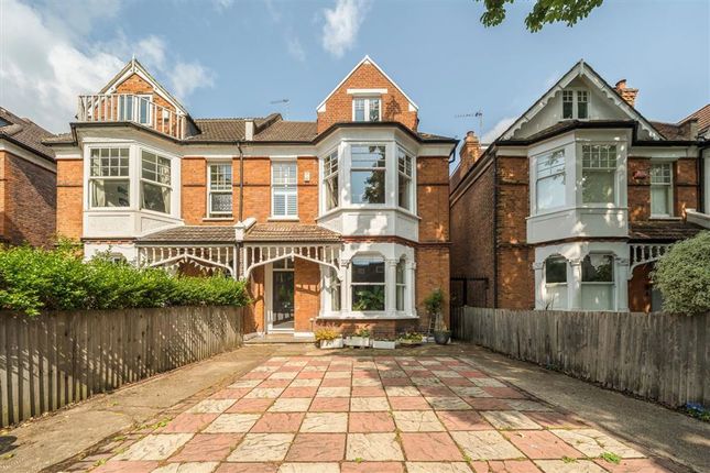 5 bedroom semi-detached house for sale
