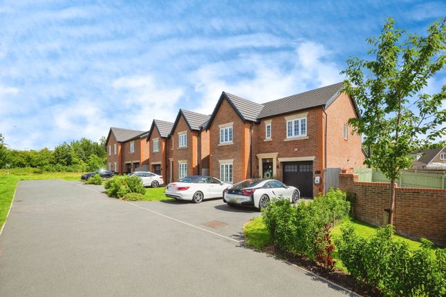 Elm Place, Preston PR4 4 bed detached house for sale
