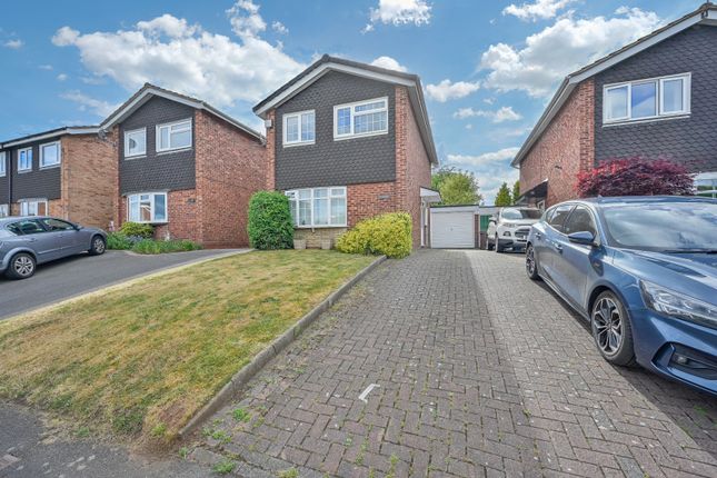 3 bedroom link detached house for sale