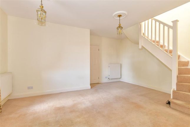 3 bed end terrace house