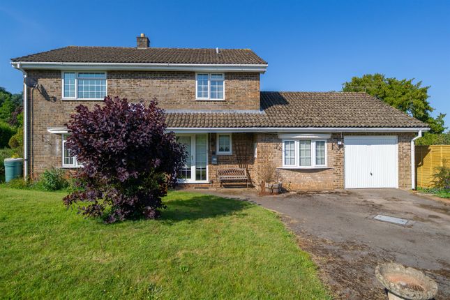 Orchard Close, Aylburton, Lydney 4 bed detached house for sale