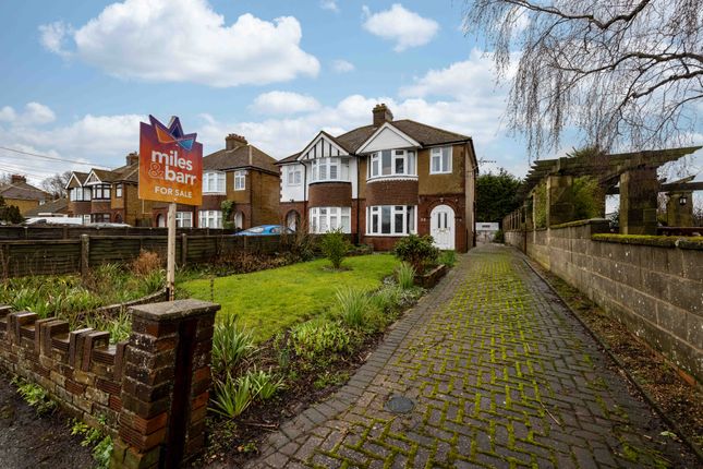 Shalloak Road, Broad Oak, Canterbury... 3 bed semi