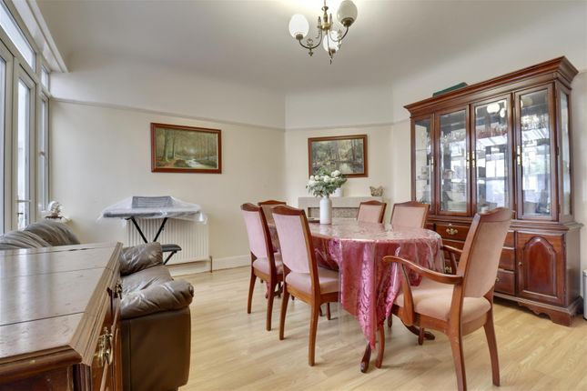 3 bed terraced house