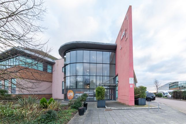 Bath Road, Slough SL1 1 bed flat for sale