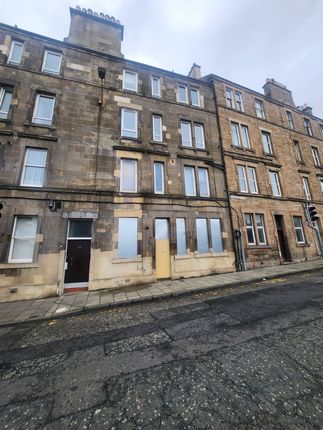 32 Broughton Road, Edinburgh, EH7 1 bed flat for sale