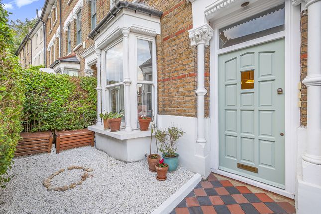 Grove Hill Road,  London, SE5 1 bed flat for sale