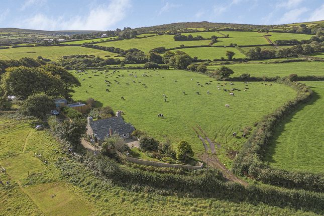 3 bedroom country house for sale