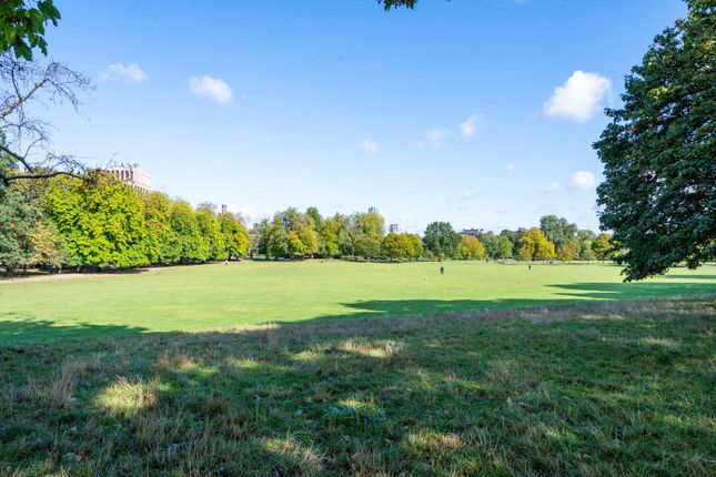 Queen Elizabeths Walk, Clissold Park... 3 bed terraced house for sale