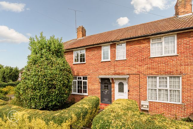 Westcott Crescent, London, W7 2 bed terraced house for sale