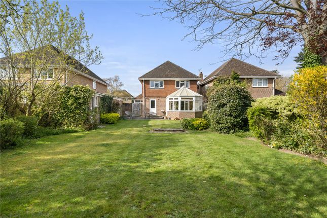 Ferndown Gardens, Cobham, Surrey, KT11 3 bed detached house for sale