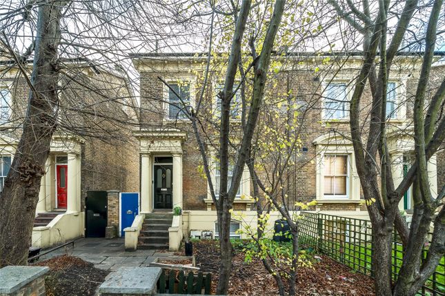 London SW9 3 bed apartment for sale