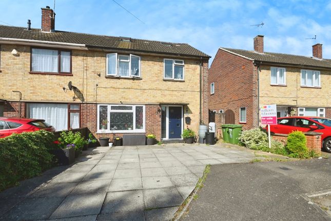 5 bedroom semi-detached house for sale