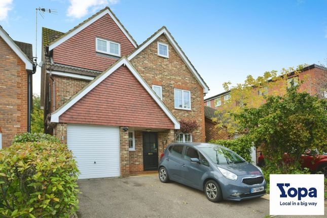 6 bedroom detached house for sale