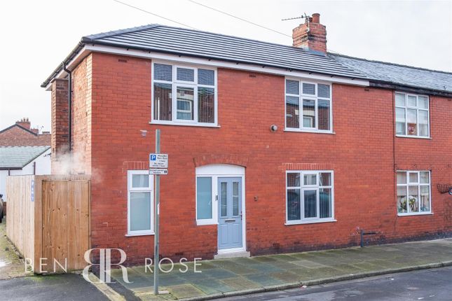 Mosley Street, Leyland 3 bed end of terrace house for sale