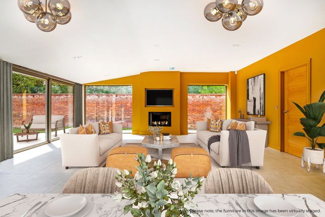 Cheapside Road, Ascot, Berkshire 3 bed detached house for sale