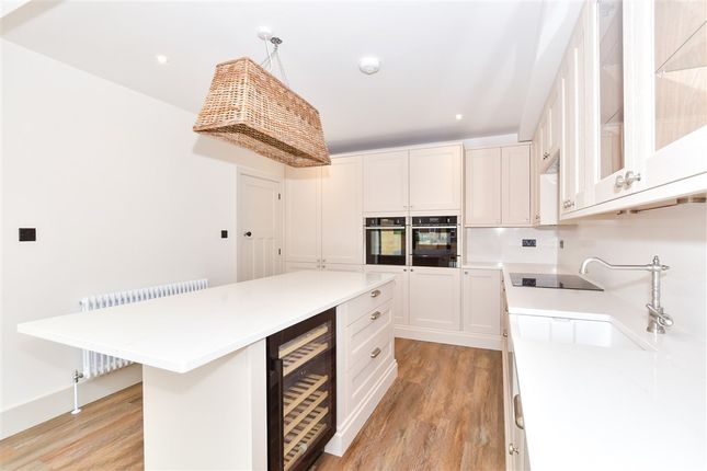 4 bed terraced house