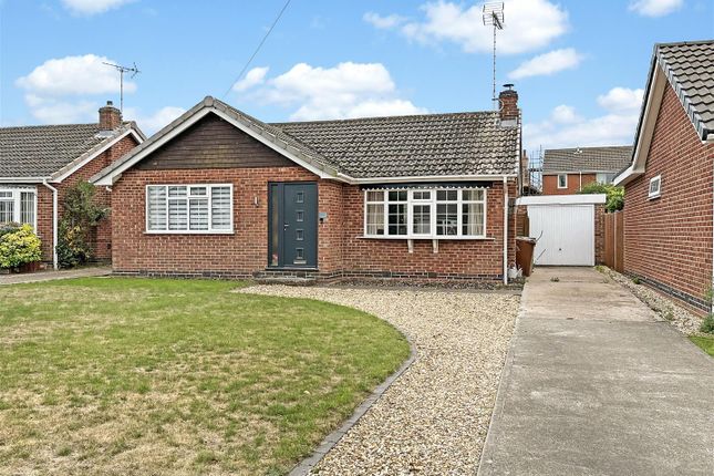 Fisher Close, Collingham, Newark 2 bed detached bungalow for sale