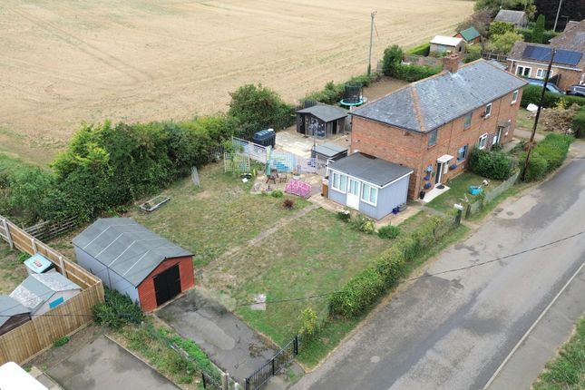 2 bedroom semi-detached house for sale