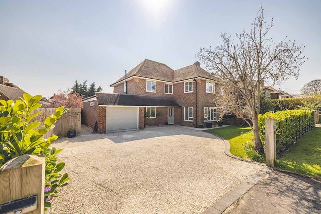 School Lane, Chalfont St Peter SL9 4 bed detached house for sale