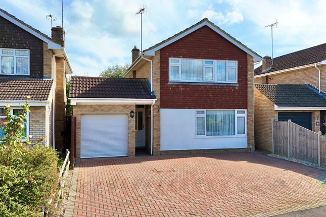 Caroline Way, Camberley GU16 3 bed detached house for sale