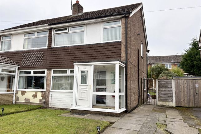 Rydal Avenue, Chadderton, Oldham, OL9 3 bed semi