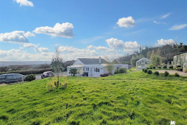 Kidwelly 3 bed detached bungalow for sale