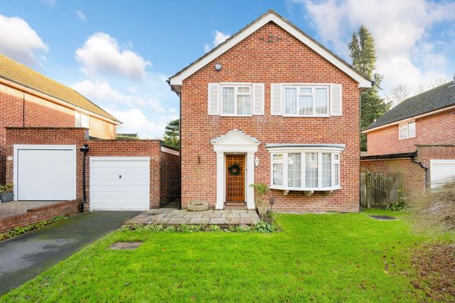 Friths Drive, Reigate RH2 3 bed link detached house for sale