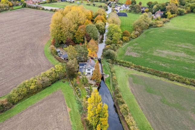 Long Marston Road, Marsworth 4 bed detached house for sale