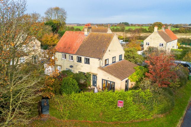 Highfields, Holt NR25 3 bed semi