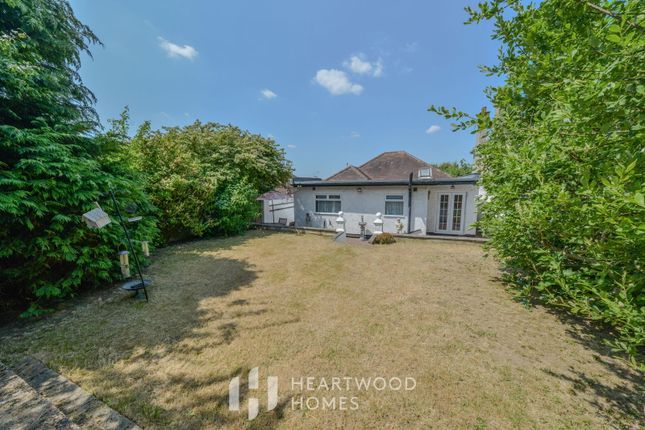 Mount Drive, Park Street, St. Albans... 3 bed detached bungalow for sale