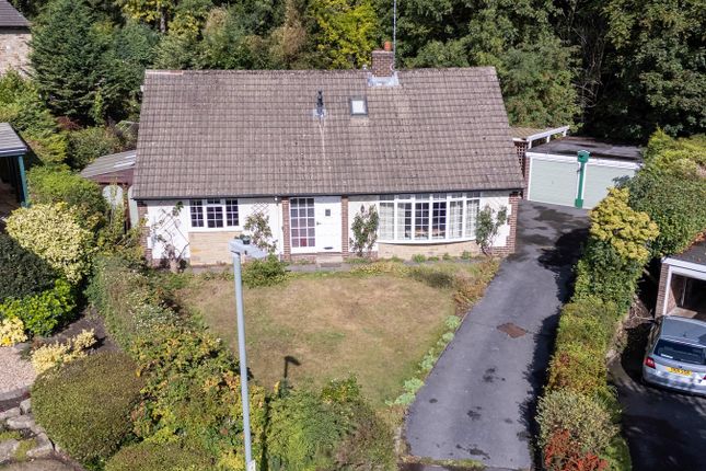 Russett Grove, Huddersfield HD4 3 bed detached bungalow for sale