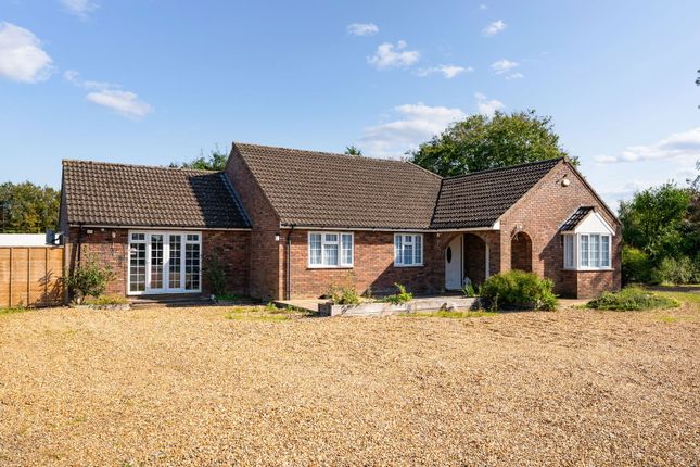 Howards Lane, Cardinals Green 4 bed detached bungalow for sale