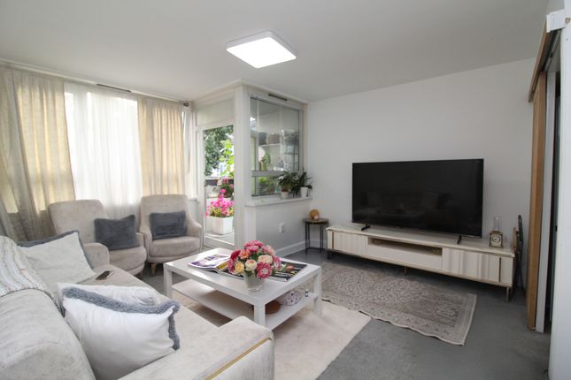 Cator Street, SE15 1 bed flat for sale