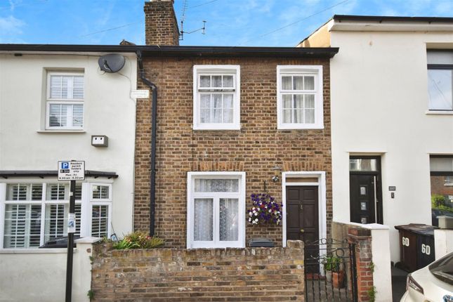 Orchard Road, Brentford 2 bed terraced house for sale