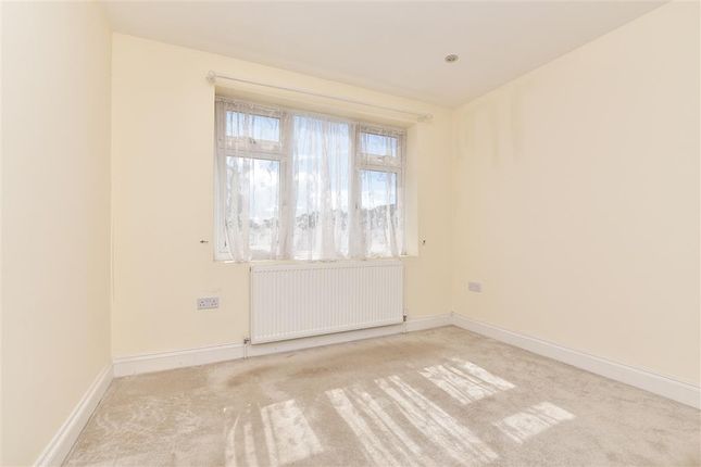 Erskine Road, Sutton, Surrey 1 bed flat for sale