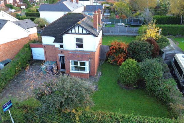 Green Lane, Gloucester GL3 3 bed detached house for sale