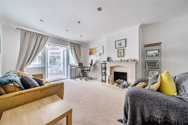 Sunningvale Avenue, Biggin Hill... 3 bed semi