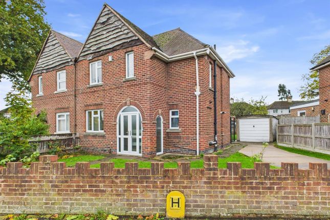 Finlay Road, Gloucester 3 bed semi