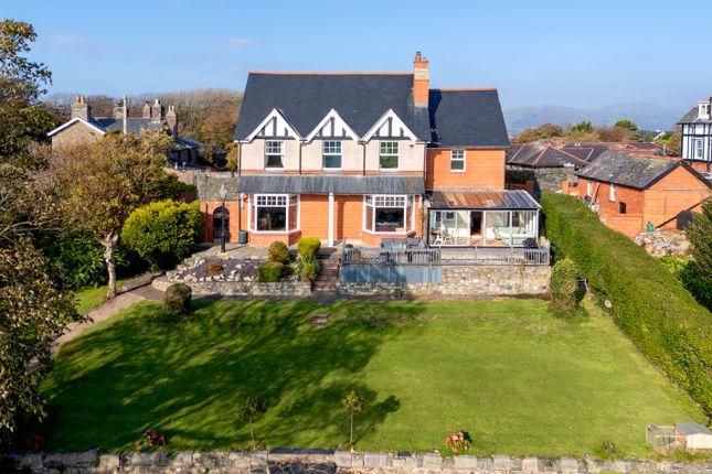 Bryn Hyfryd Road, Tywyn LL36 6 bed detached house for sale