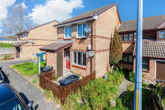 Damigos Road, Gravesend, Kent 1 bed ground floor maisonette for sale