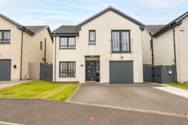 Breichwater Place, Fauldhouse, EH47 4 bed detached house for sale
